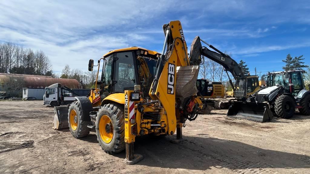 JCB 4 CX Pro Kaivurikuormaajat