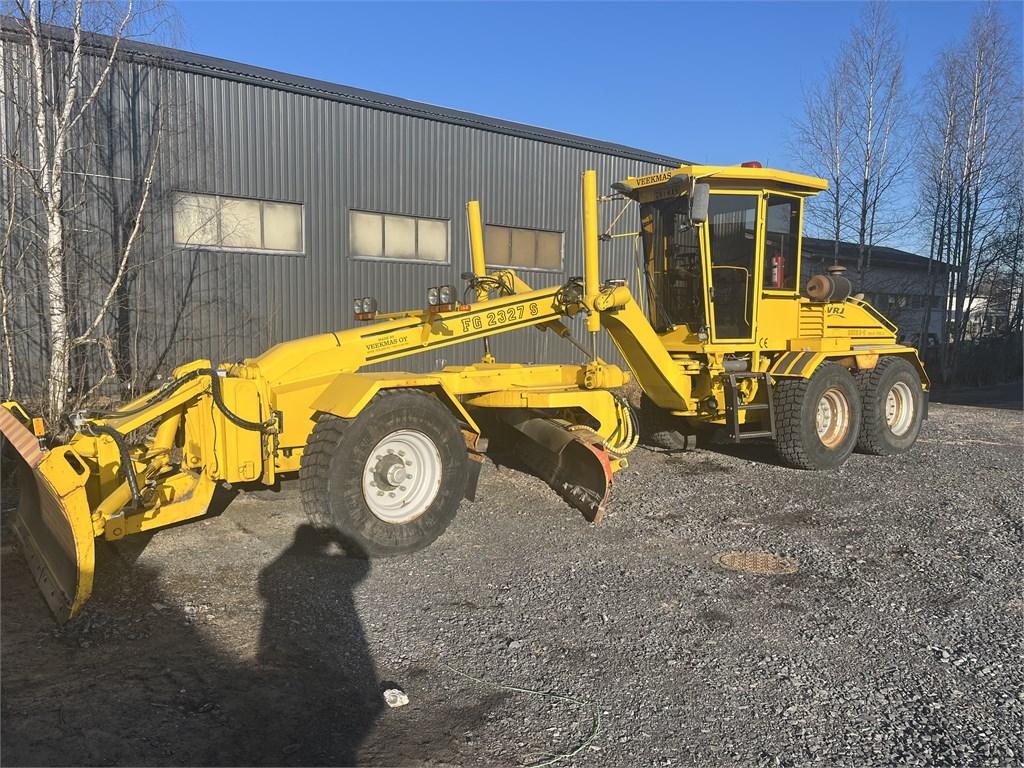 Veekmas FG 2327 S Tiehöylät