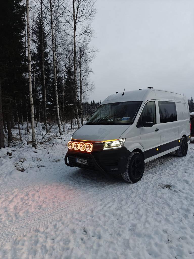 Volkswagen Crafter Pakettiautot