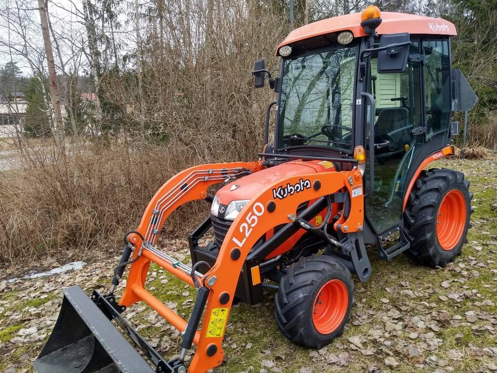 Kubota B1241 Taajamatraktorit