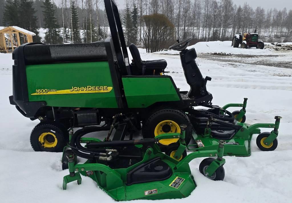 John Deere 1600 WAM Turbo Päältäajettavat ruohonleikkurit