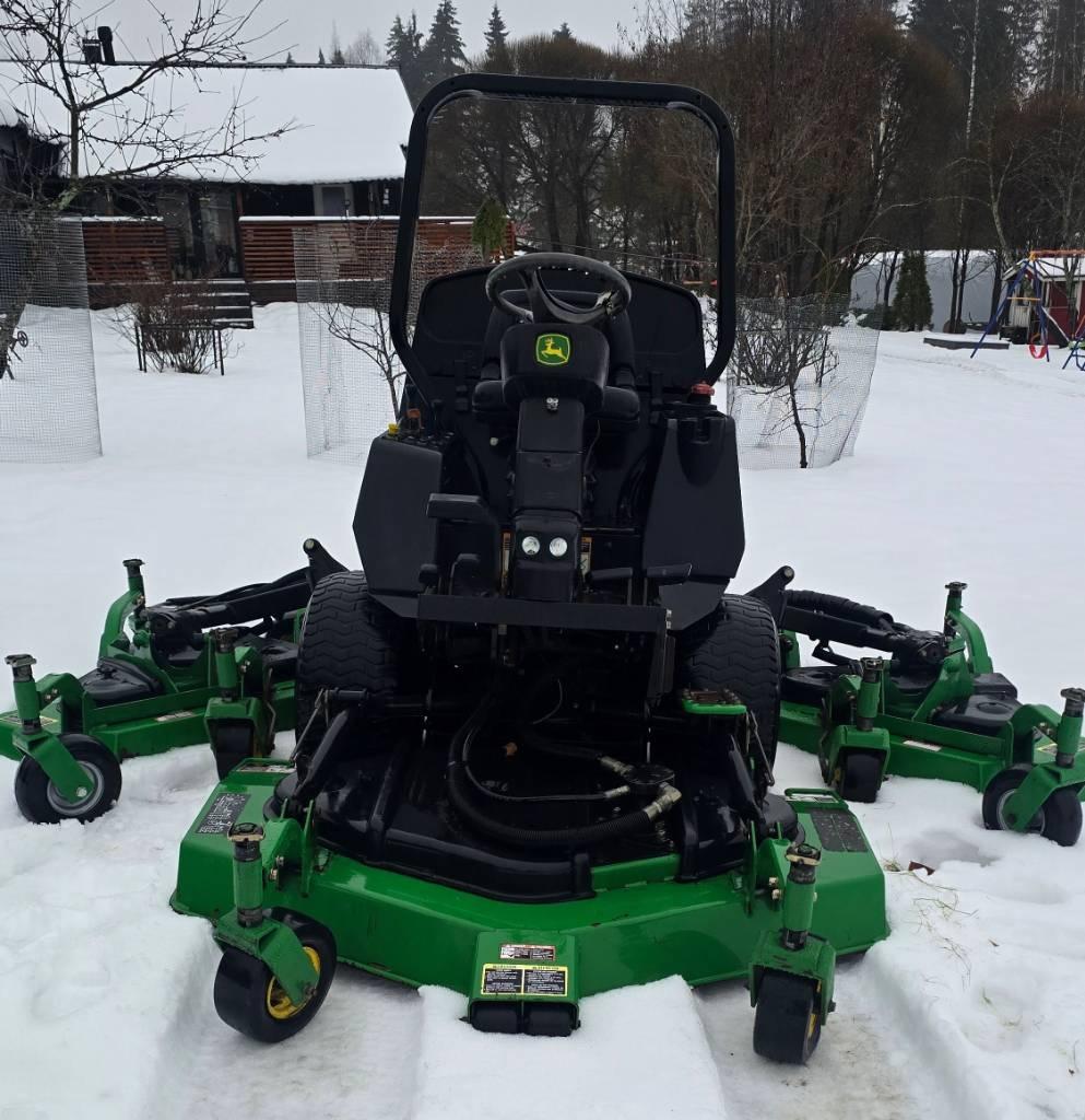 John Deere 1600 WAM Turbo Päältäajettavat ruohonleikkurit
