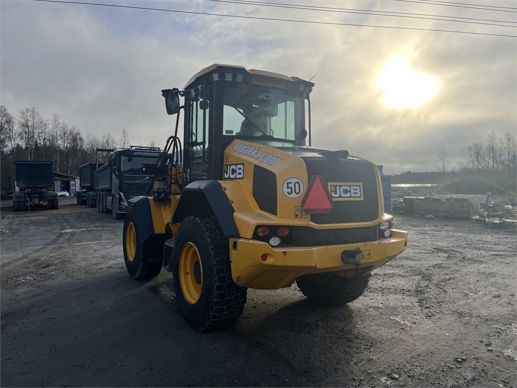 JCB 413 Pyöräkuormaajat