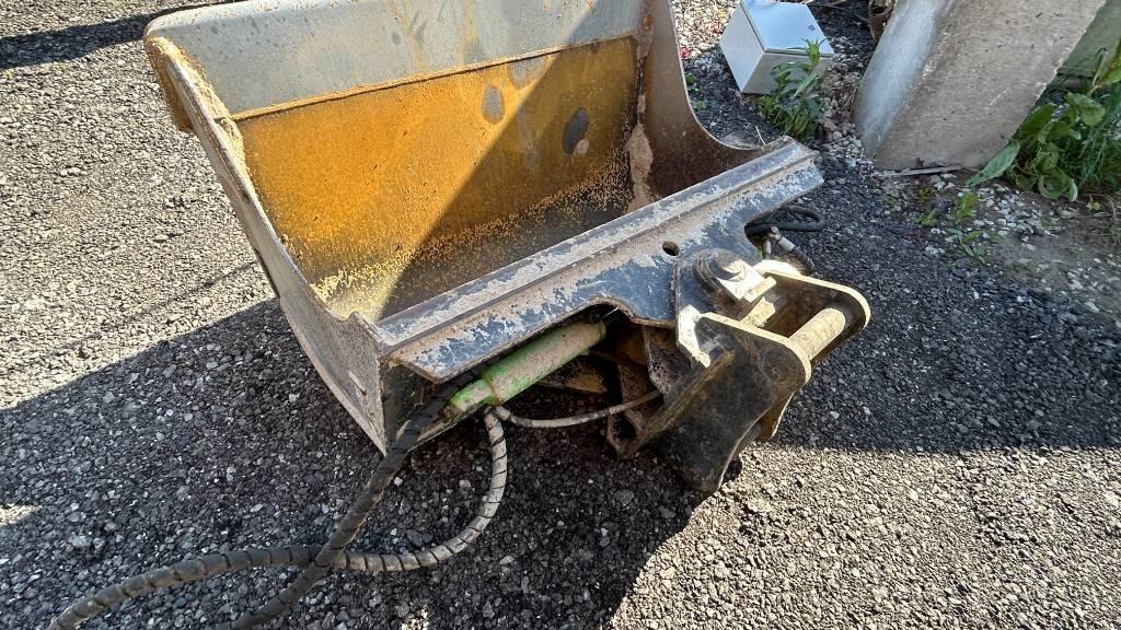 JCB 4 CX Pro Kaivurikuormaajat