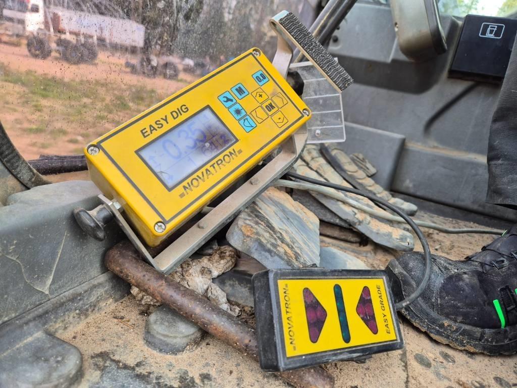 Volvo EC 240 B LC Telakaivukoneet