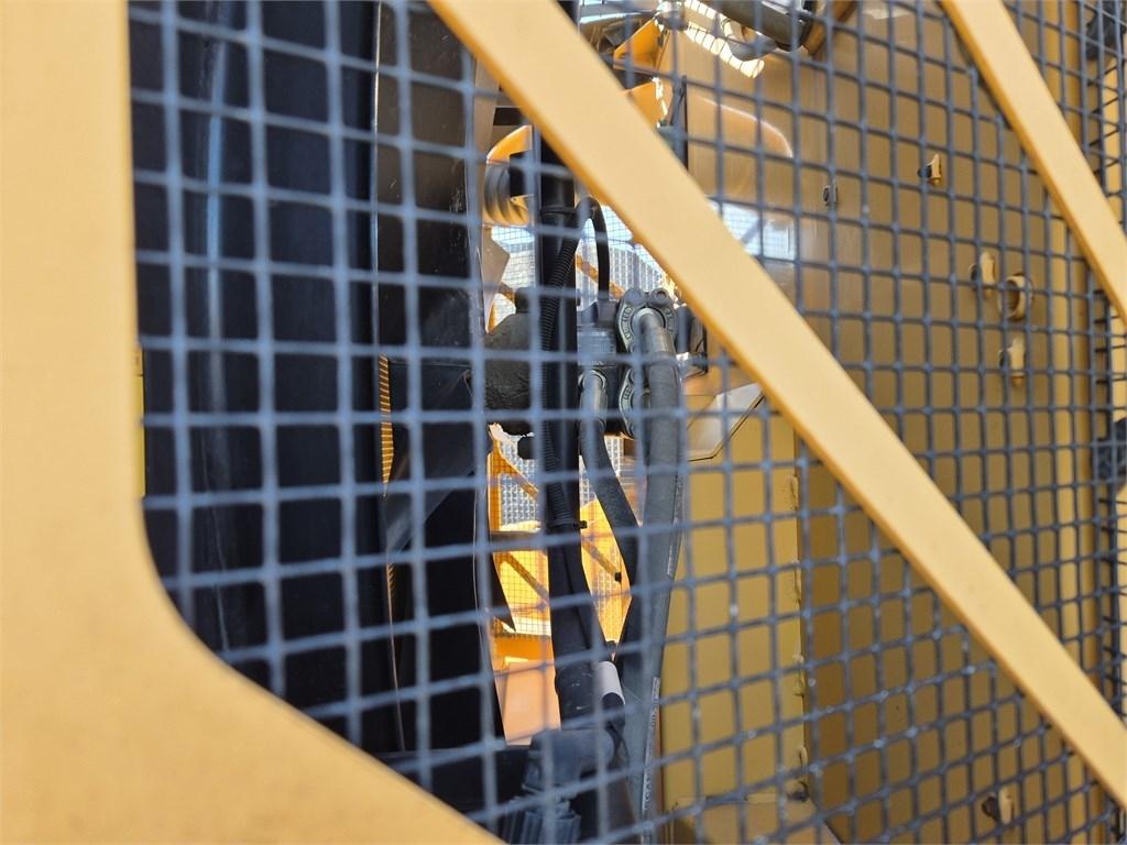 Volvo L 180 E Pyöräkuormaajat