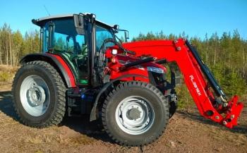 Massey Ferguson 5713M