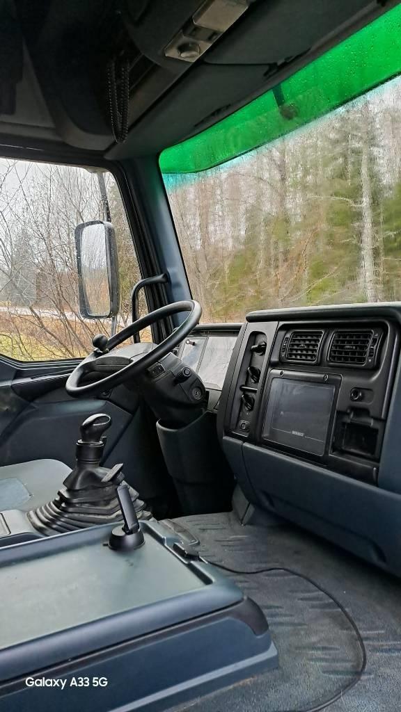 Sisu E11 Vetopöytäautot