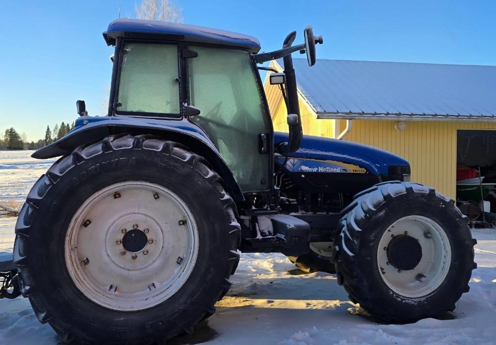 New Holland TM 155 RC Traktorit